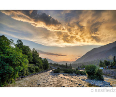 Srinagar Delights 4 Nights 5 days starting from 18000/- Per Person